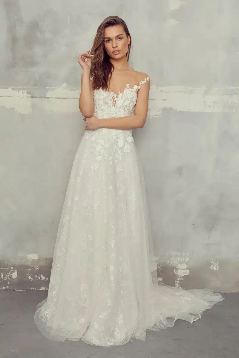 Das Brautkleid 2304 vom Hersteller Mia Lavi, bei Ivory & Blush