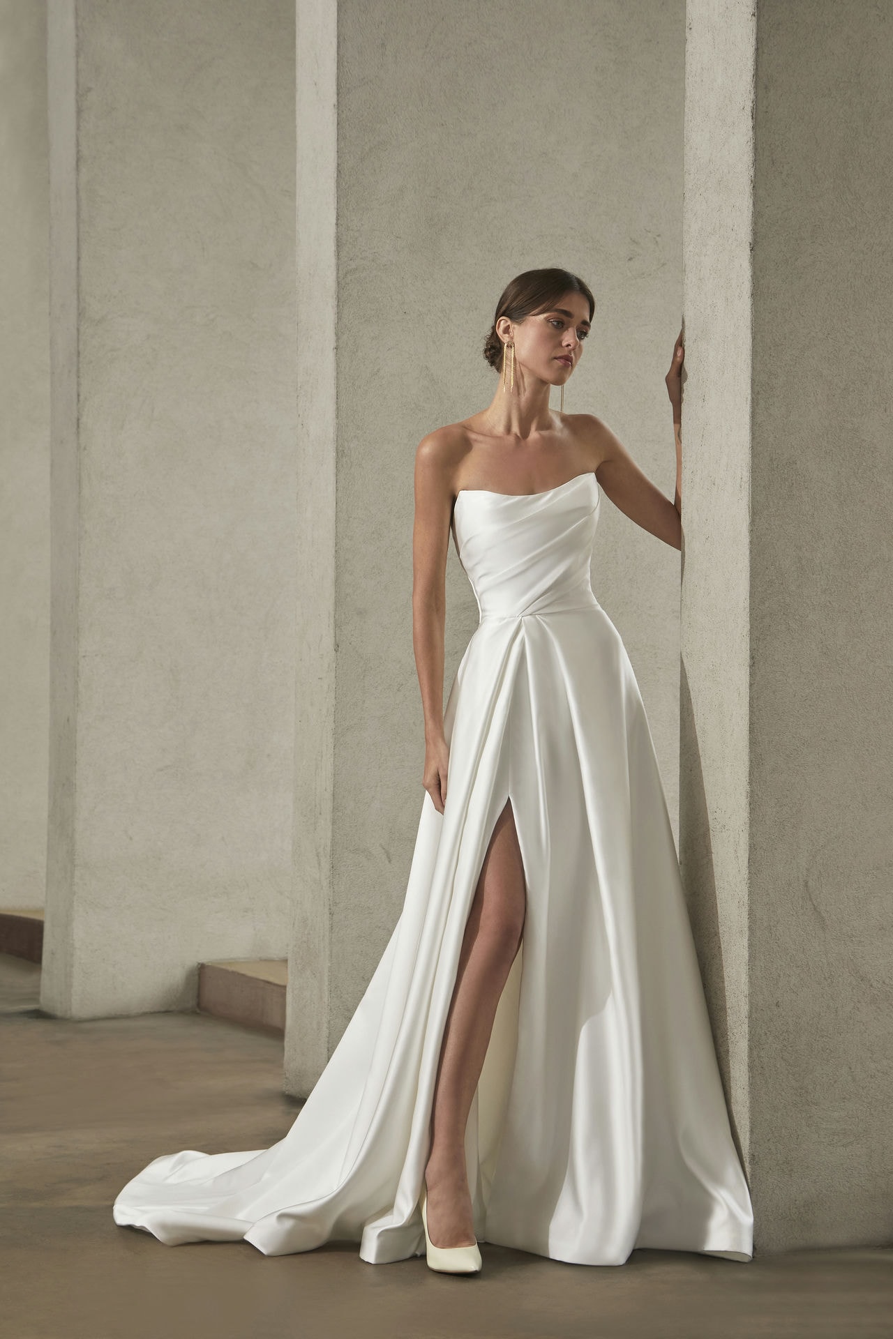 Das Brautkleid L1145 vom Hersteller Demetrios - Orea Sposa, bei Ivory & Blush